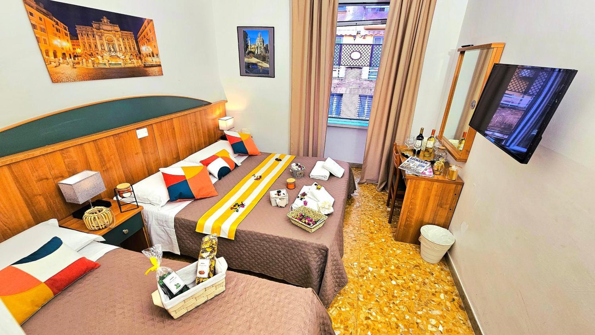 A Casa Simpatia Roma - Free Parking If You Book 4 Nights Bed & Breakfast Exterior photo